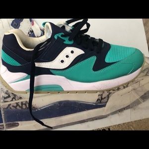 Sacu-9000 Grid-Sz 8.6 brand new